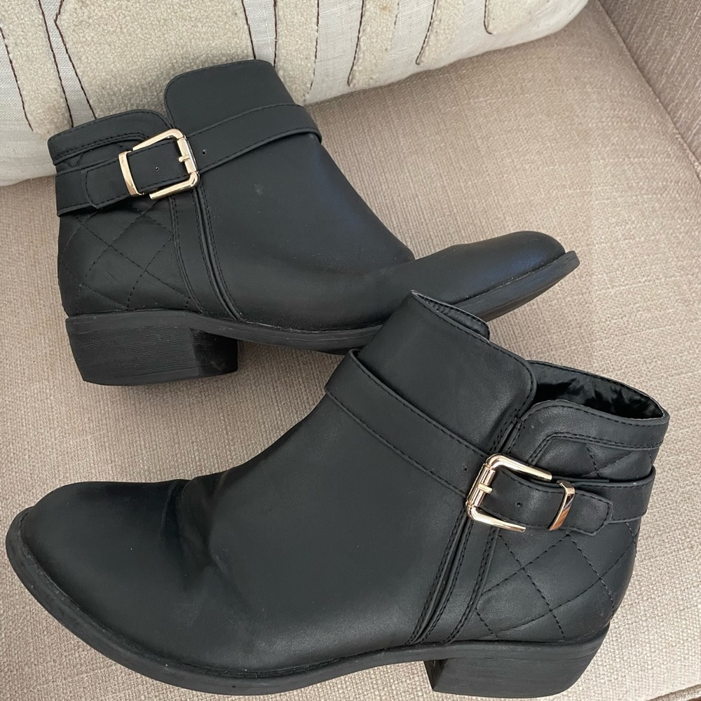 Black boots